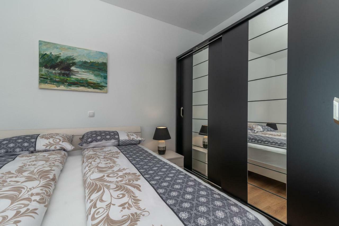 Villa Confido Luxury Apartment 01 多恩基瑟盖特 外观 照片