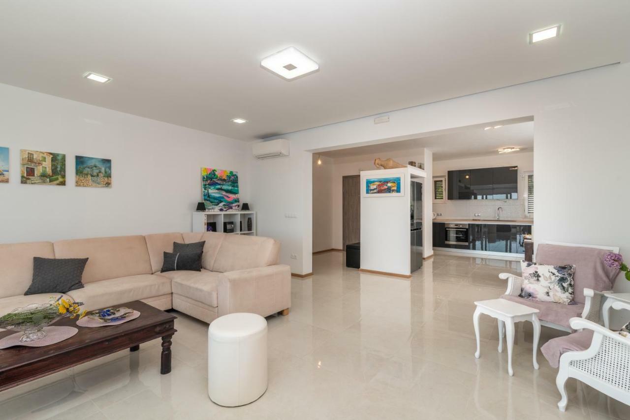 Villa Confido Luxury Apartment 01 多恩基瑟盖特 外观 照片